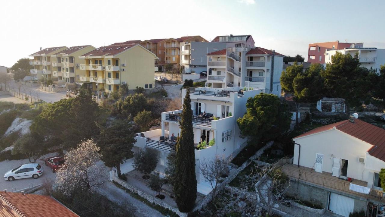 The Grande - Huge Terrace - Amazing Sea Views - Tastefully Furnished - Access To Rooftop Terrace And Gym - Hillside Apartments Rogoznica Рогозниця Екстер'єр фото
