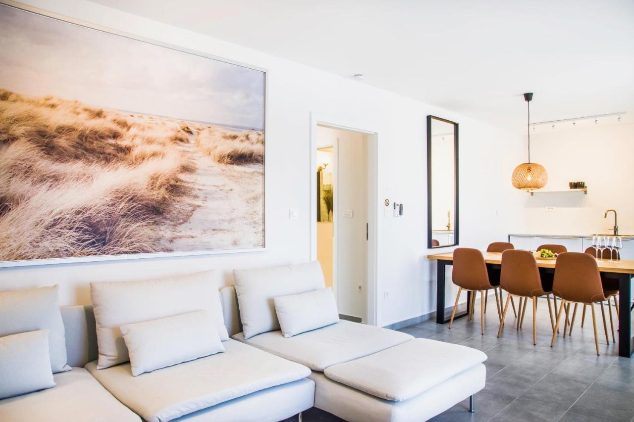 The Grande - Huge Terrace - Amazing Sea Views - Tastefully Furnished - Access To Rooftop Terrace And Gym - Hillside Apartments Rogoznica Рогозниця Екстер'єр фото